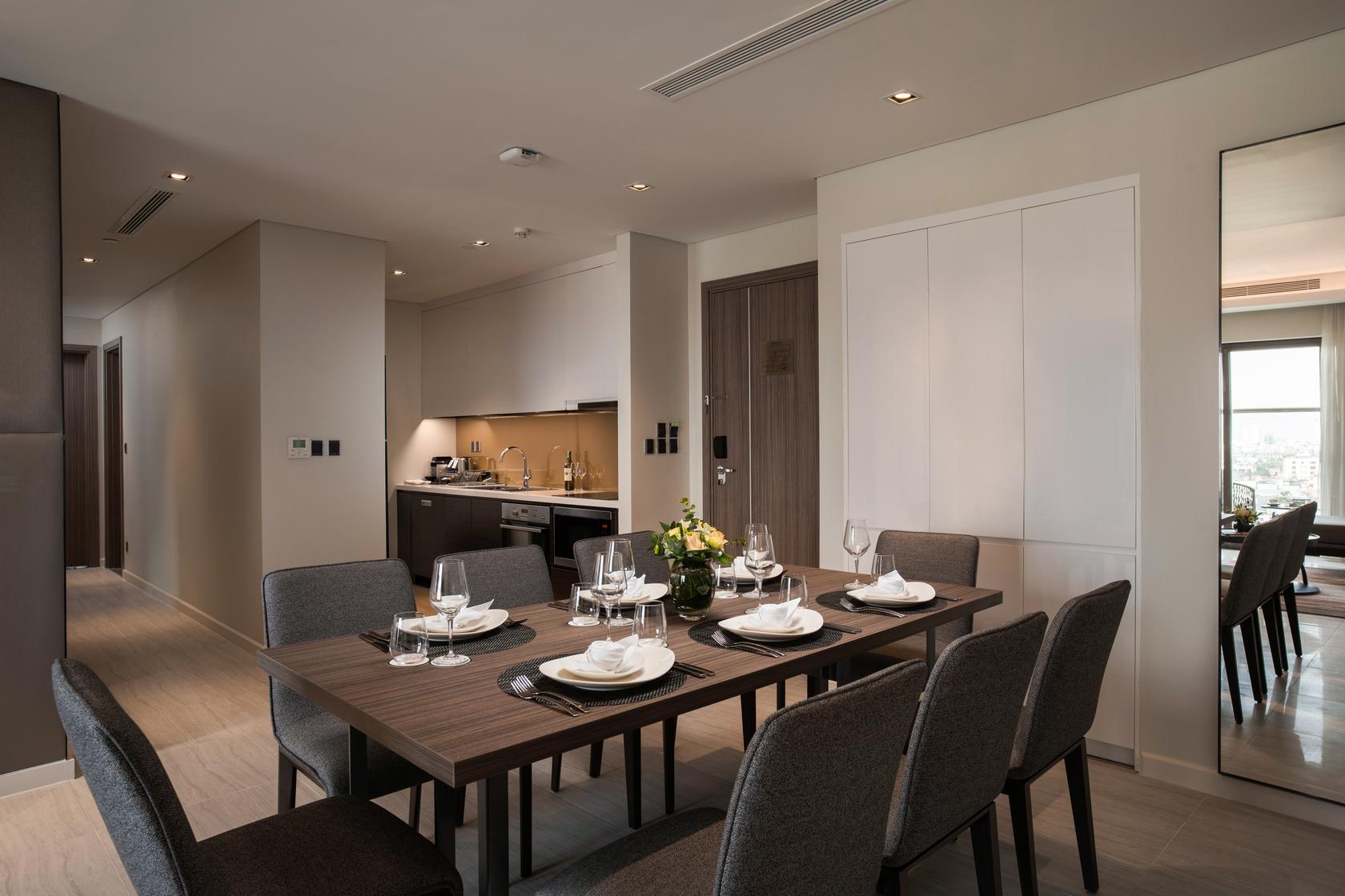 Oakwood Residence Hanoi Esterno foto